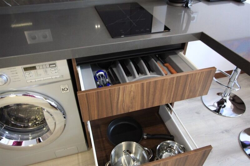 Джуниор сюит 3-местный (DBL/TWIN с кухней)