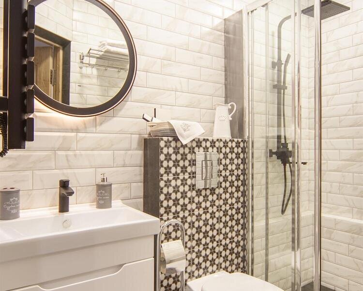 Вилла 6-местная 2-этажная 4-комнатная