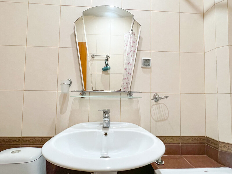 Люкс 4-местный 2-комнатный (1 этаж)