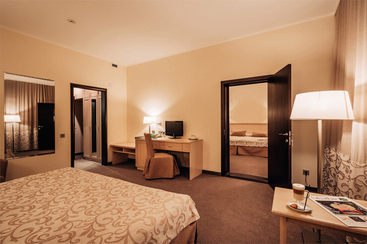 Connect 4-местный