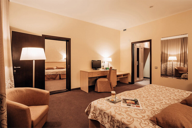 Connect 4-местный