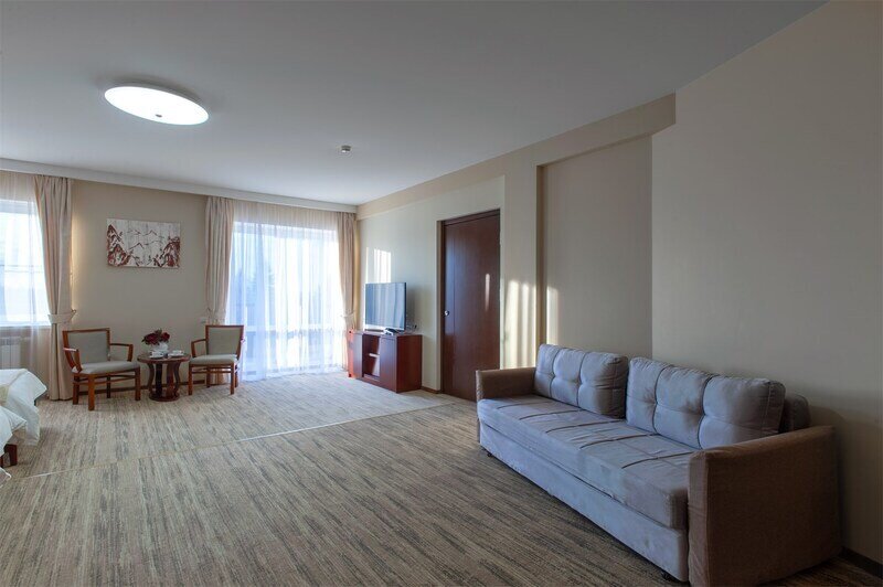 Джуниор Сьют 2-местный 1-комнатный (TWIN с сауной, СПА-отель)