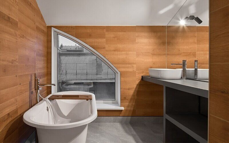 Люкс 4-местный (с камином)