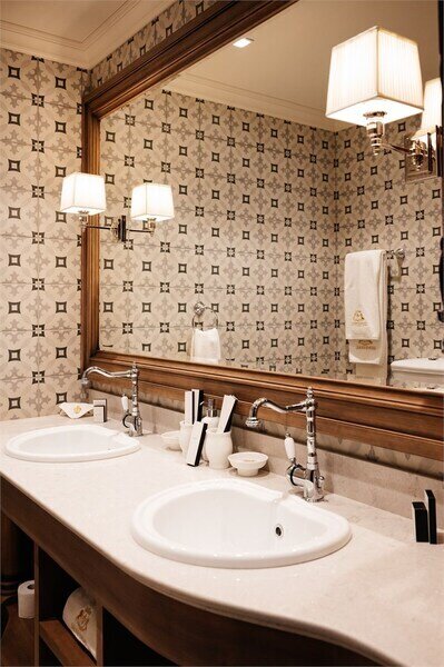 Люкс 2-местный 2-комнатный Королевский Диамант