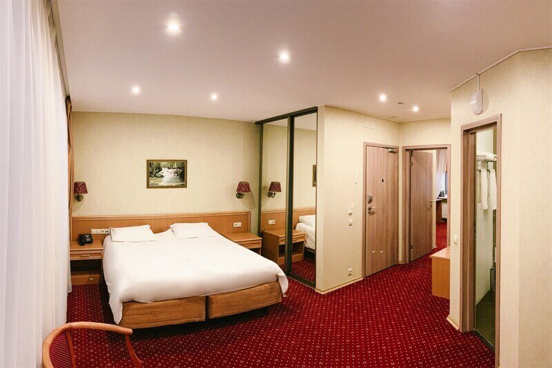 Family 3-местный