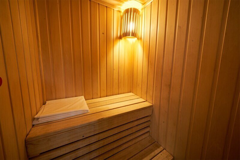 Коттедж 4-местный 2-этажный (La-Ronge)