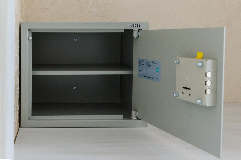 Люкс Семейный 4-местный просторный (на мансарде)