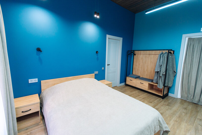 Люкс 4-местный Большой (2 этаж)