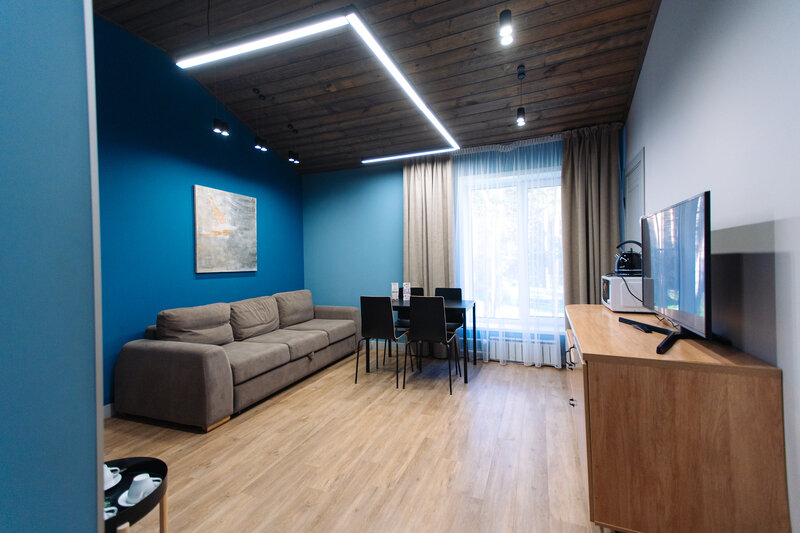 Люкс 4-местный Большой (3 этаж)