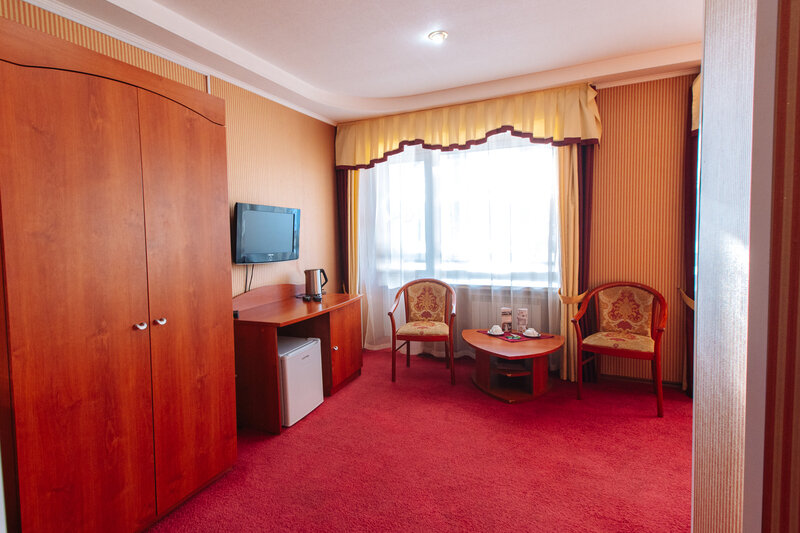 Полулюкс 2-местный (Главный корпус)