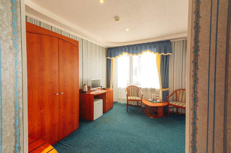 Полулюкс 2-местный (Главный корпус)