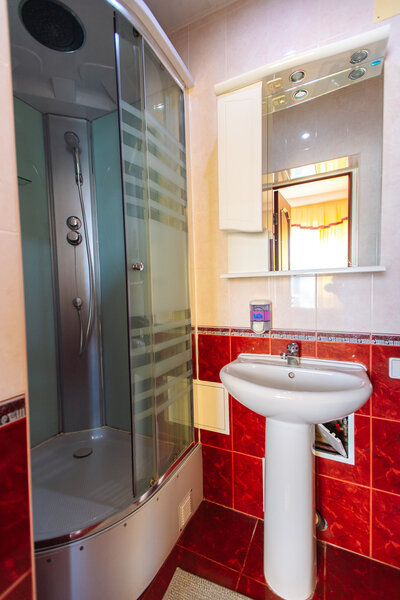 Полулюкс 2-местный (Главный корпус)