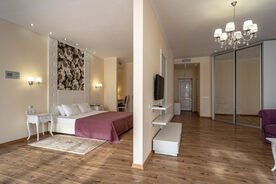 Suite 2 2-местный 2-комнатный корпус 2, Санаторий Сосновая роща, Ялта