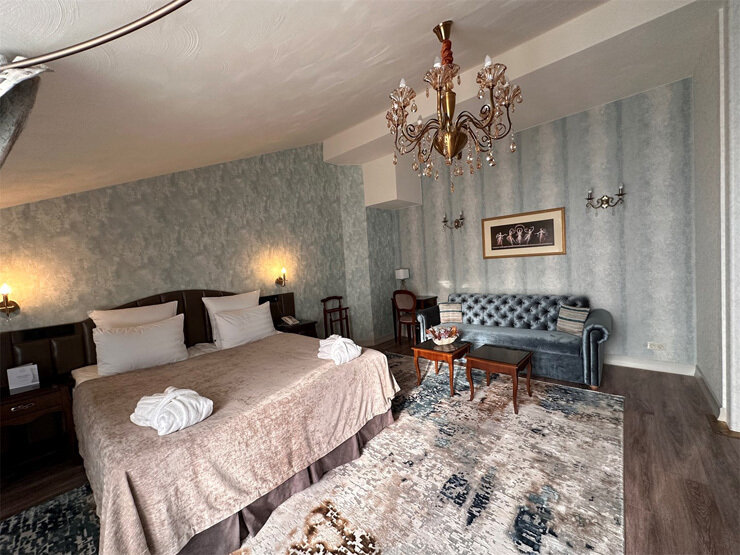 Делюкс Гранд 4-местный (с террасой, мансарда)