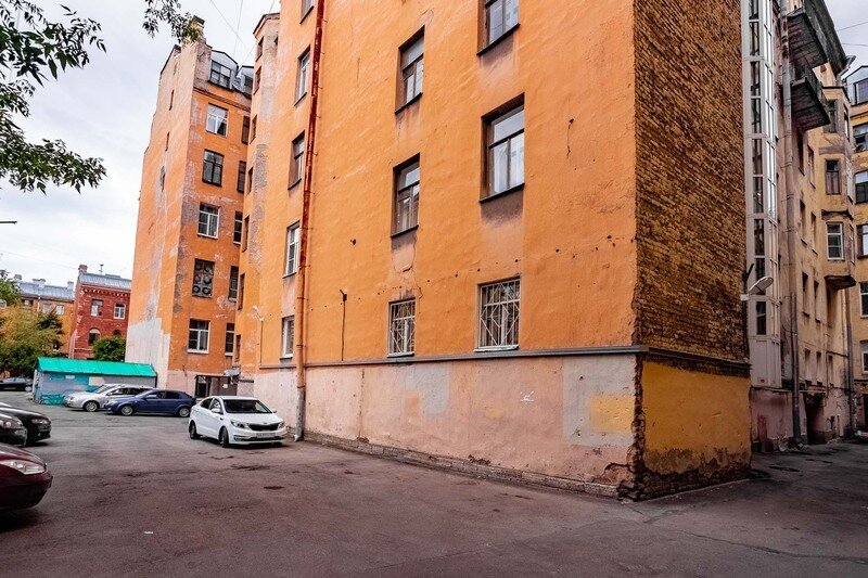 Фасад | Белое золото, Ленинградская область
