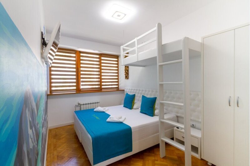 Family studio 3-местный 2-комнатный