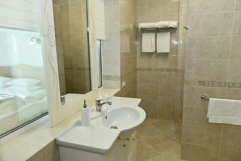 Полулюкс 2-местный (Глыба) вид на горы