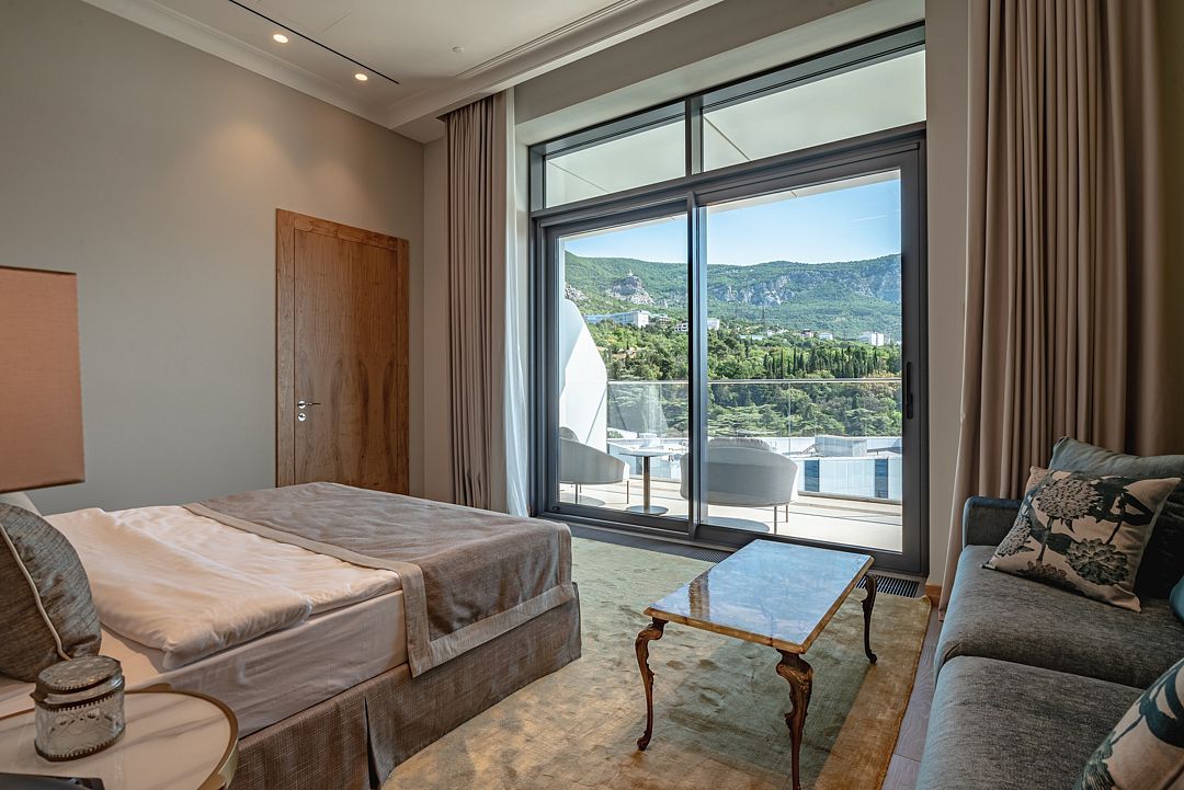 Апартаменты Президентский 4-местный 3-комнатный