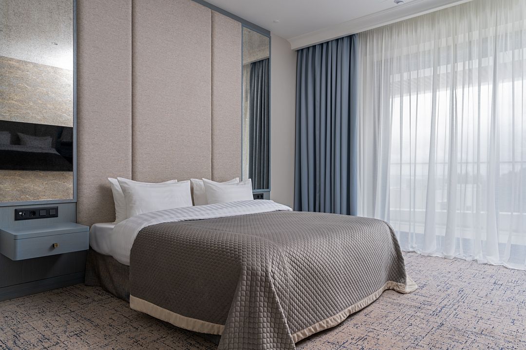 Супериор 2-местный (с видом на парк)