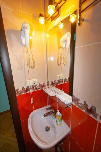 Стандартный 2-местный (DBL маленький голубой)