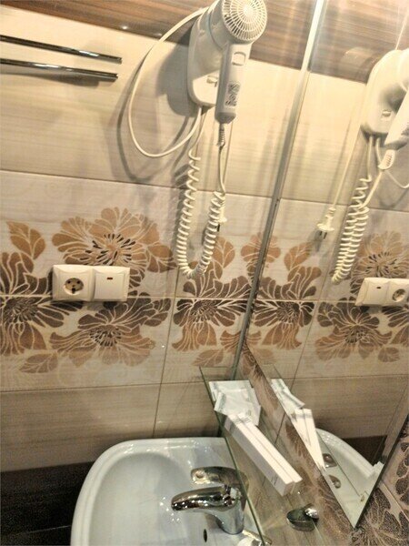 Стандартный 2-местный (DBL маленький желтый)