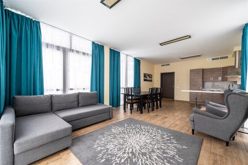 Вилла 9-местная (с 4 спальнями, вид на горы)