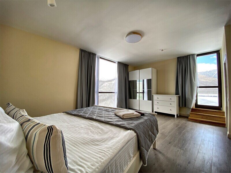 Таунхаус 8-местный (вид на горы)