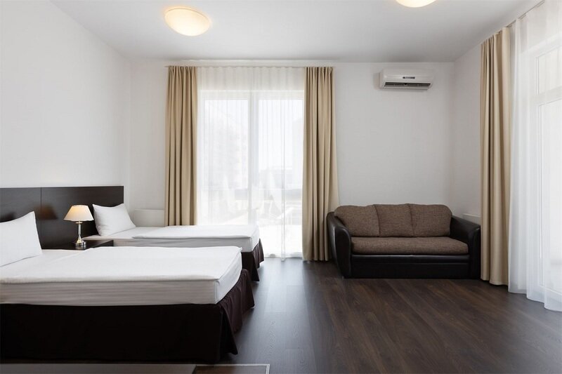 Номер 4-местный 2-комнатный (4 кровати, без кухни)