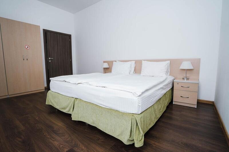 Апартаменты 2-местный (с одной спальней и террасой)