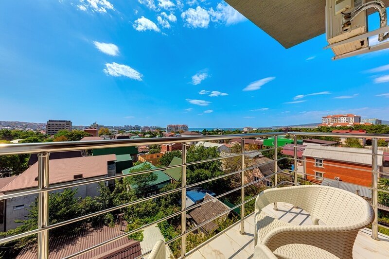 Комфорт 2-местный (с балконом и видом на море)