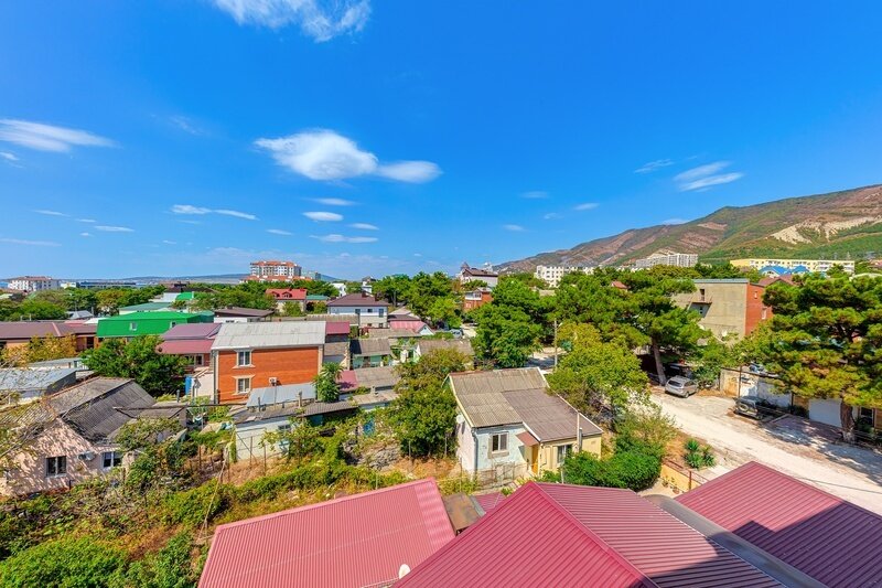 Комфорт 3-местный (с балконом и видом на горы)