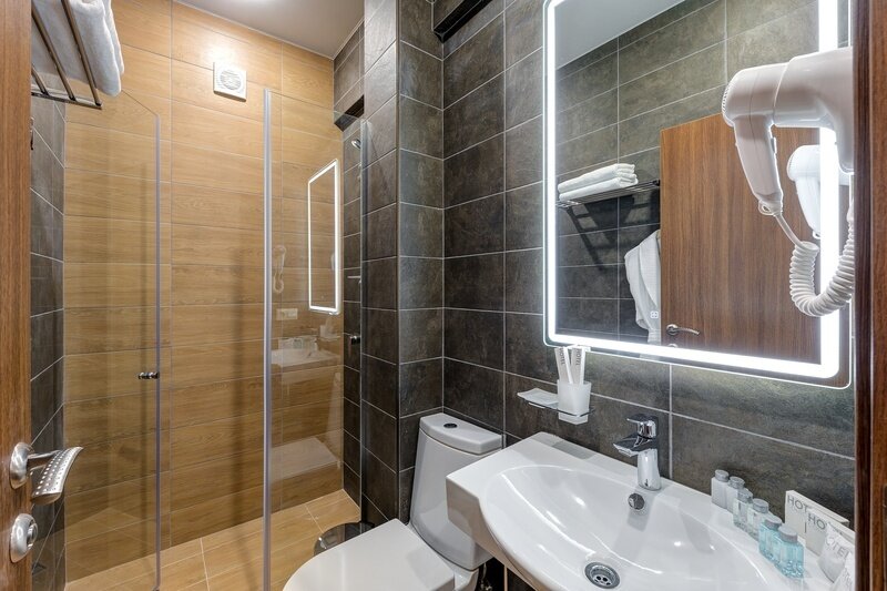 Комфорт 3-местный (с балконом и видом на горы)