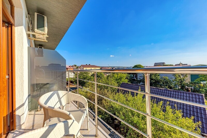 Стандартный 2-местный (с балконом)