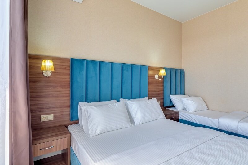 Стандартный 3-местный (с балконом)