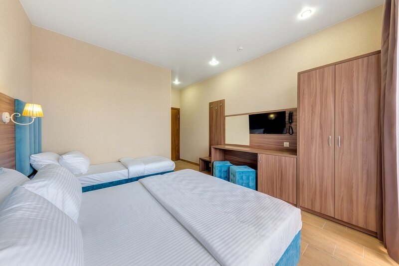 Стандартный 3-местный (с балконом)