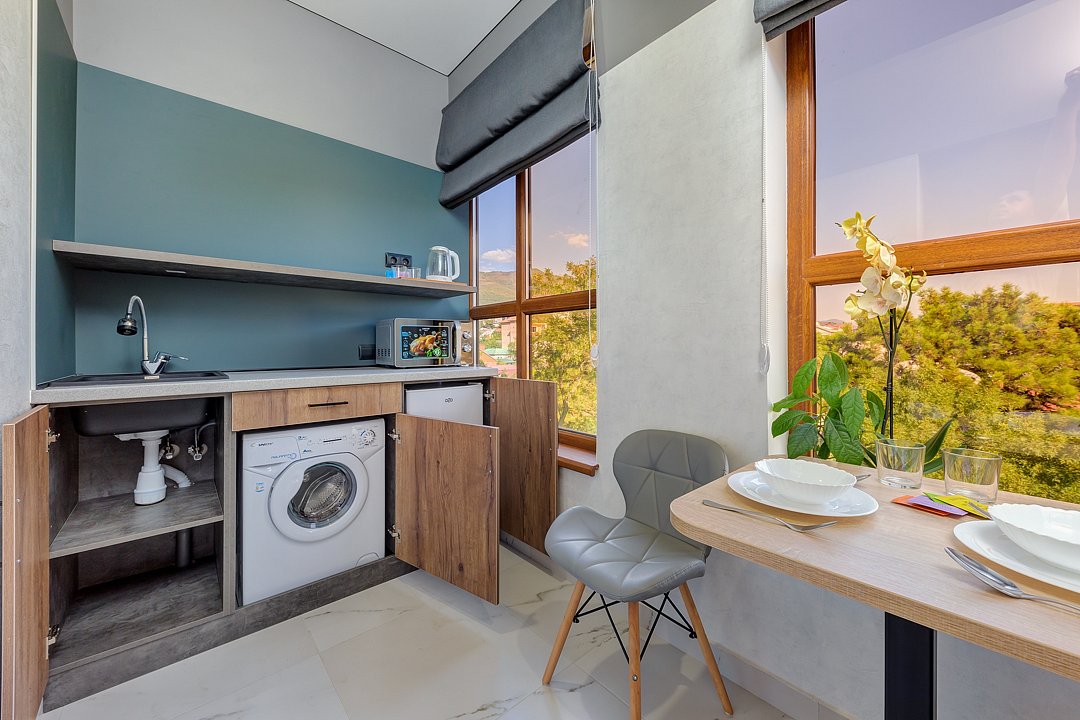 Студио 2-местный (с кухней, с балконом и видом на море)