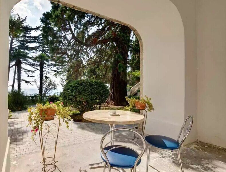 Полулюкс 2-местный 1-комнатный (с отдельным входом)