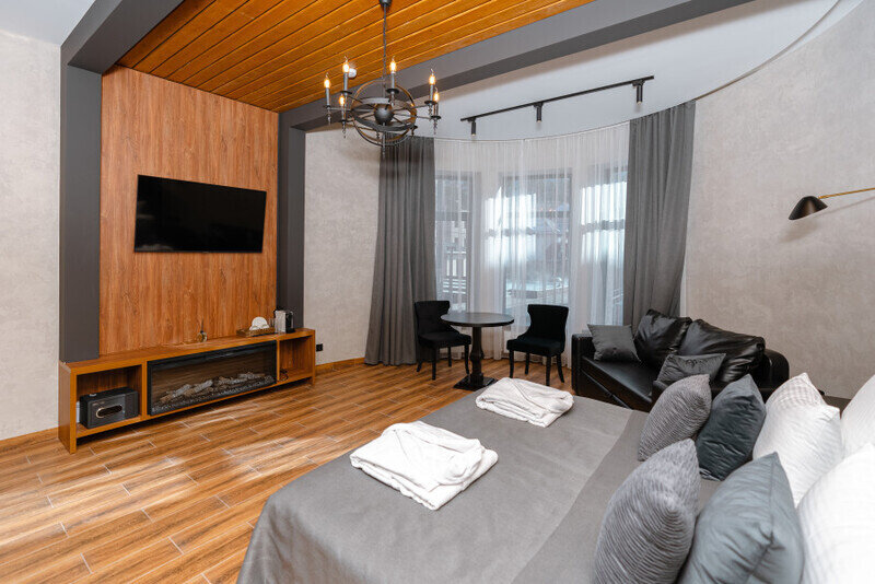 Lux 4-местный