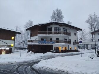 Отель Ski Village
