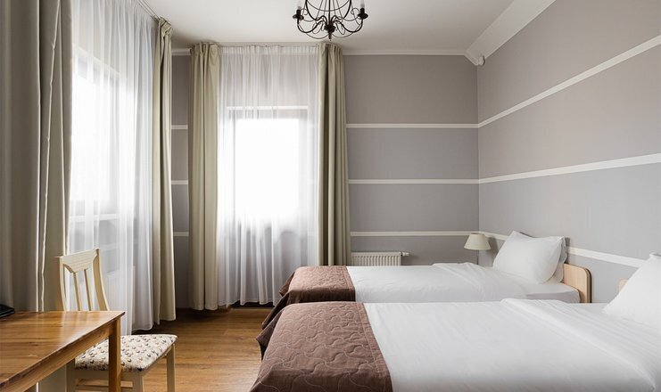 Стандартный 2-местный (с балконом, на цокольном этаже)