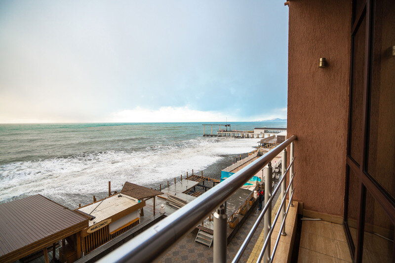 Стандартный 2-местный (с балконом, вид на море)