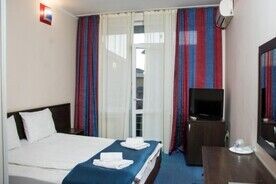 Двухместный номер Комфорт с 1 двуспальной кроватью и балконом, Отель Мармарис, Сочи