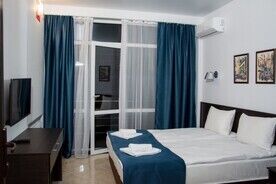 Люкс с 1 спальней диваном-кроватью и балконом, Отель Мармарис, Сочи