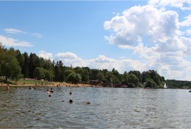 Отели на можайском водохранилище. Пляж Красновидово Можайское водохранилище. Можайское водохранилище Ильинское.