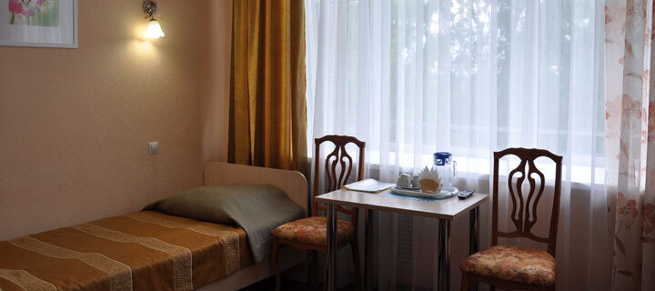 Стандартный 2-местный 2-комнатный (Улучшенный вид на Волгу)