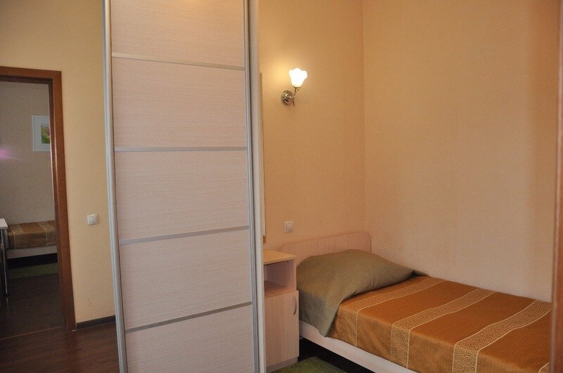 Стандартный 2-местный 2-комнатный (Улучшенный вид на Волгу)