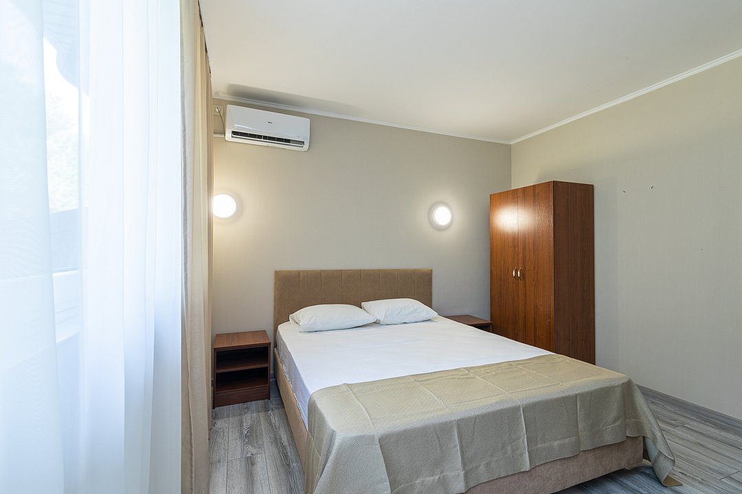 Эконом 2-местный DBL (без балкона,горная сторона, корпус 1)