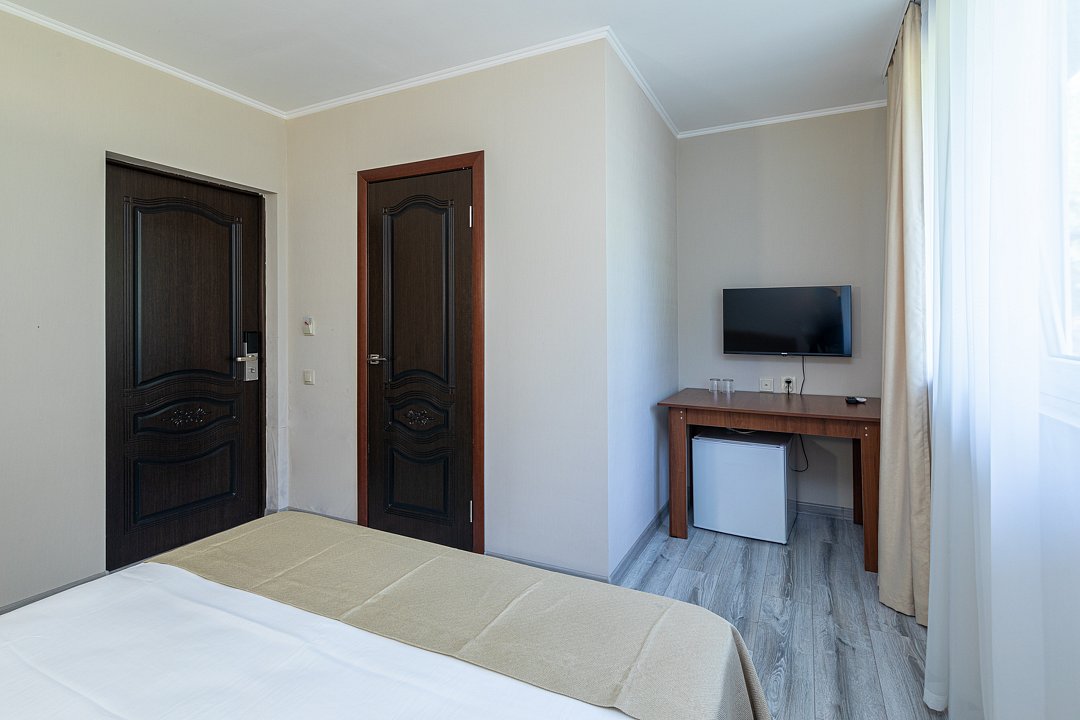 Эконом 2-местный DBL (без балкона,горная сторона, корпус 1)