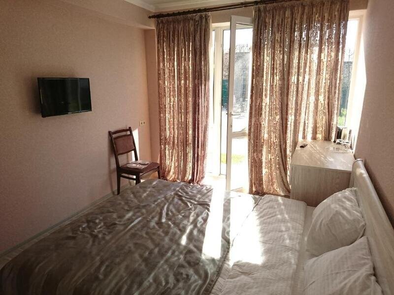 Стандартный 2-местный (вид на бассейн)