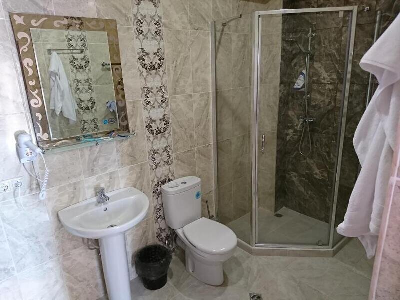 Стандартный 2-местный (вид на бассейн)